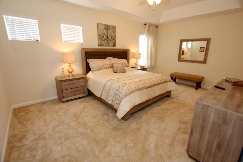 House (5236 Solterra)
