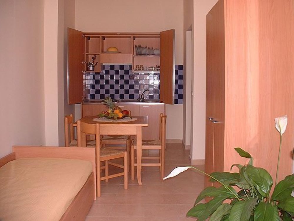Comfort Apartment photo 2