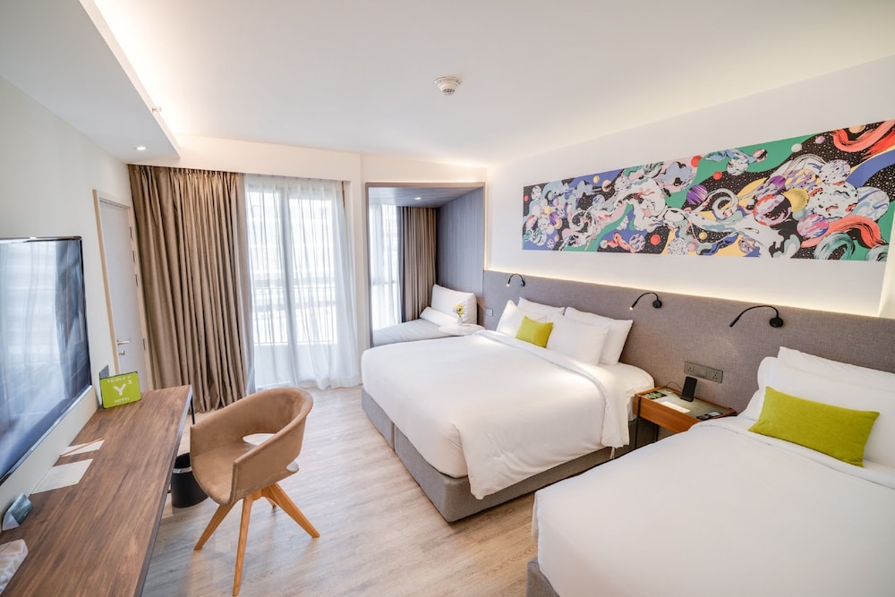 Deluxe Triple Room photo 2