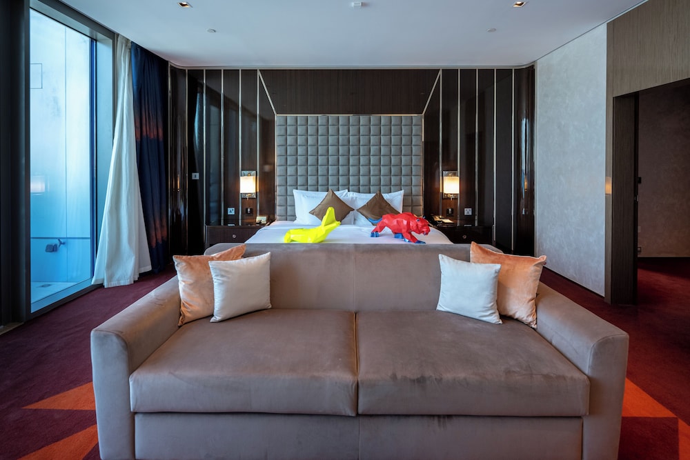 Suite (Rockstar)