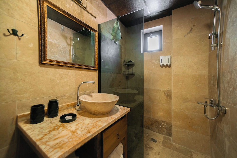 Jacuzzi Standard - Photo 13