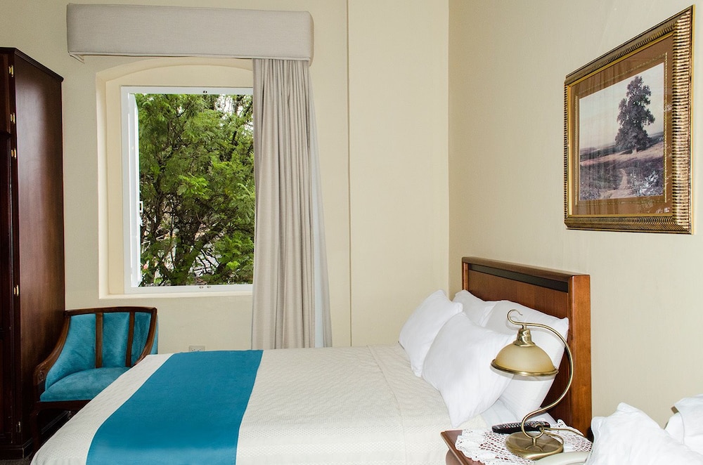 Standard Twin Room, 2 Double Beds photo 2