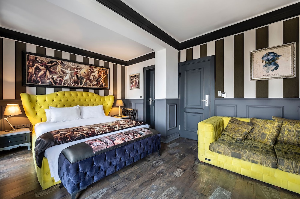 Panoramic Room, 1 King Bed photo 1