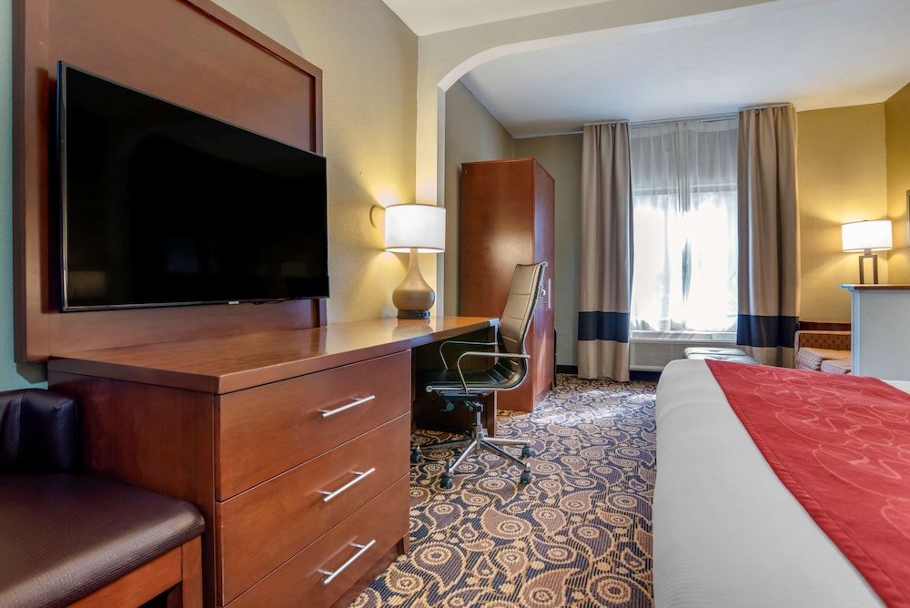 Suite, Non Smoking - Photo 9