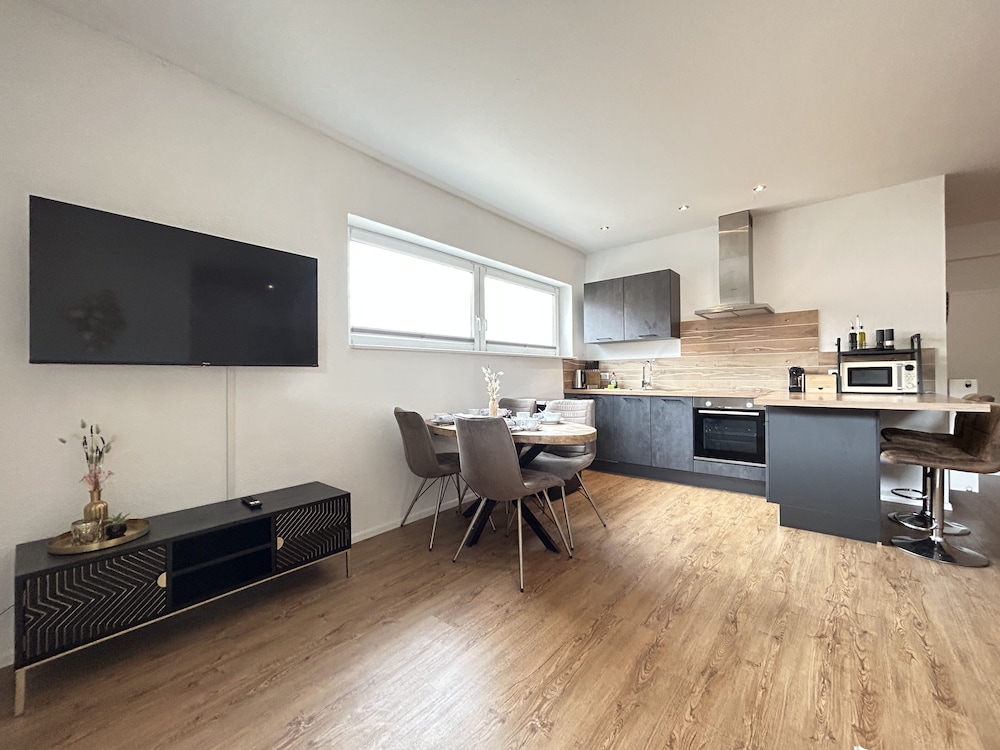 Superior Suite, Kitchen, Garden Area photo 3