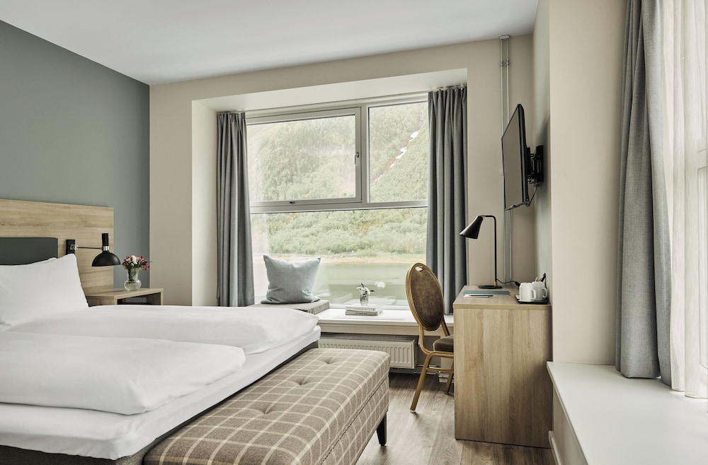 Superior Room, River View (Modern) photo 1