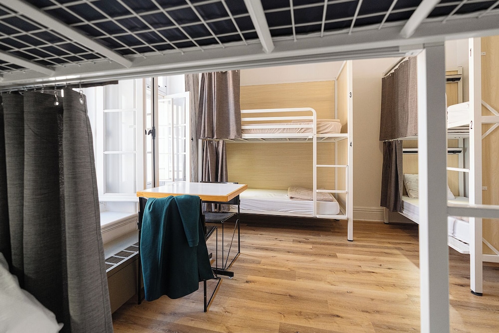 1 Single Bed in a 8 Beds Dormitory (Male Only) photo 1