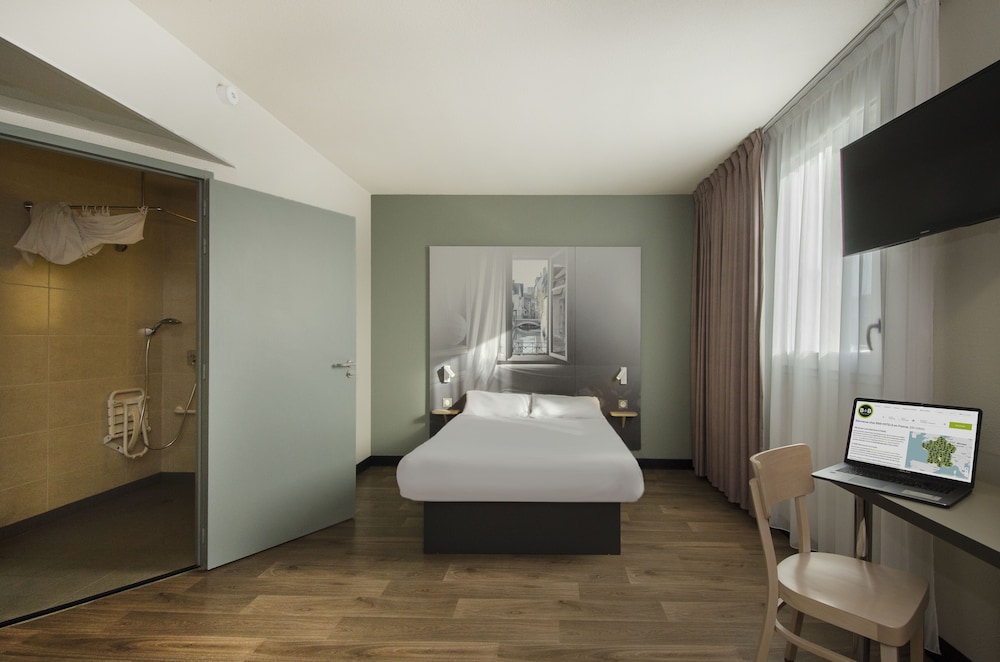 Double Room, Accessible, Non Smoking - Photo 2