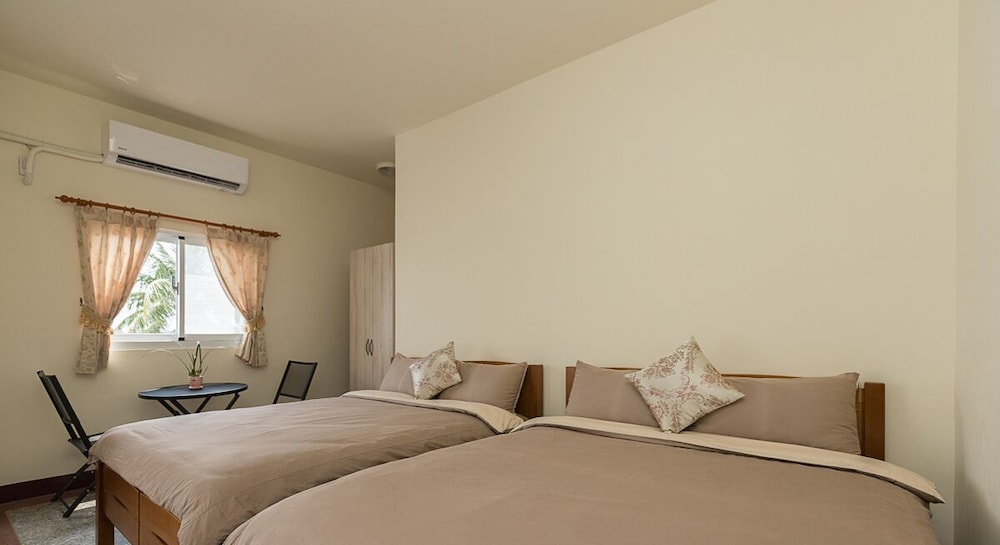 Premium Quadruple Room, 2 Queen Beds, Sea View photo 1
