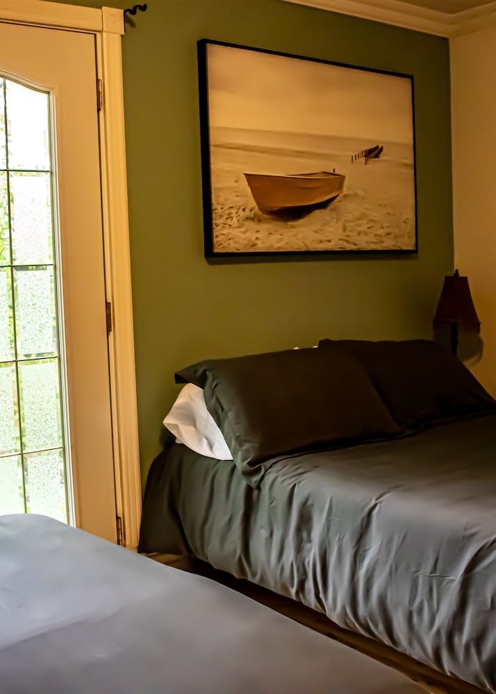 Comfort Room photo 1