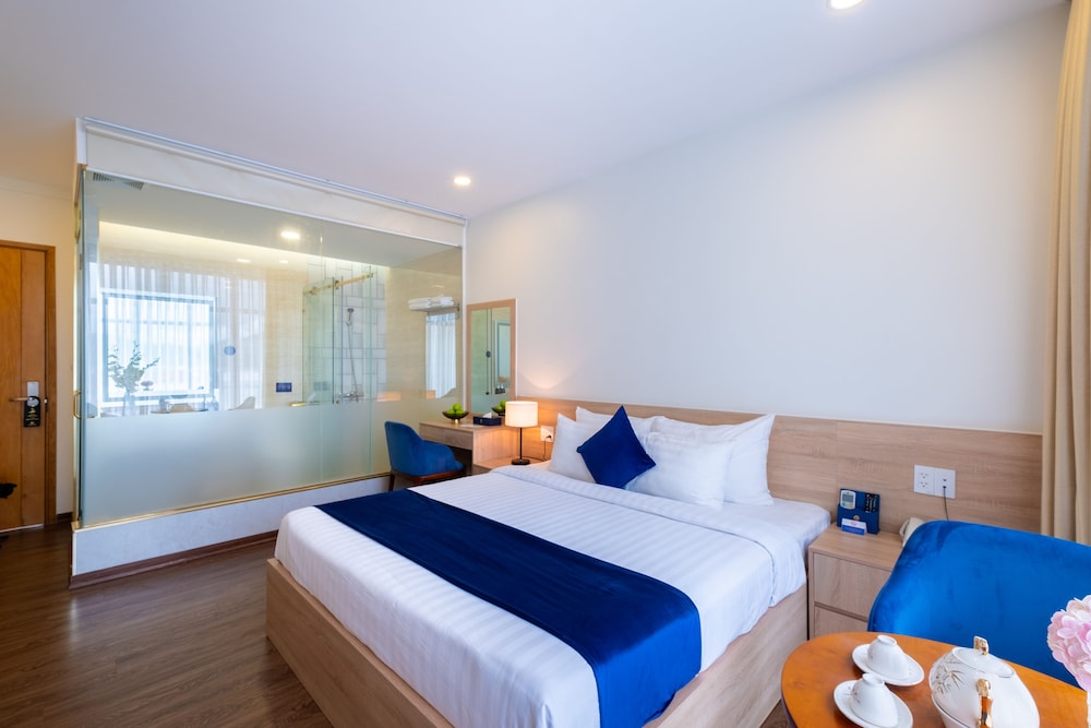 Deluxe Double Room photo 2