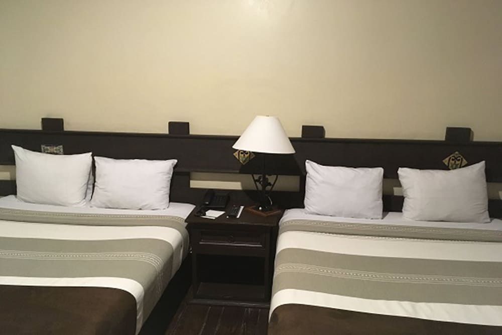 Deluxe Room, 2 Double Beds - Photo 2