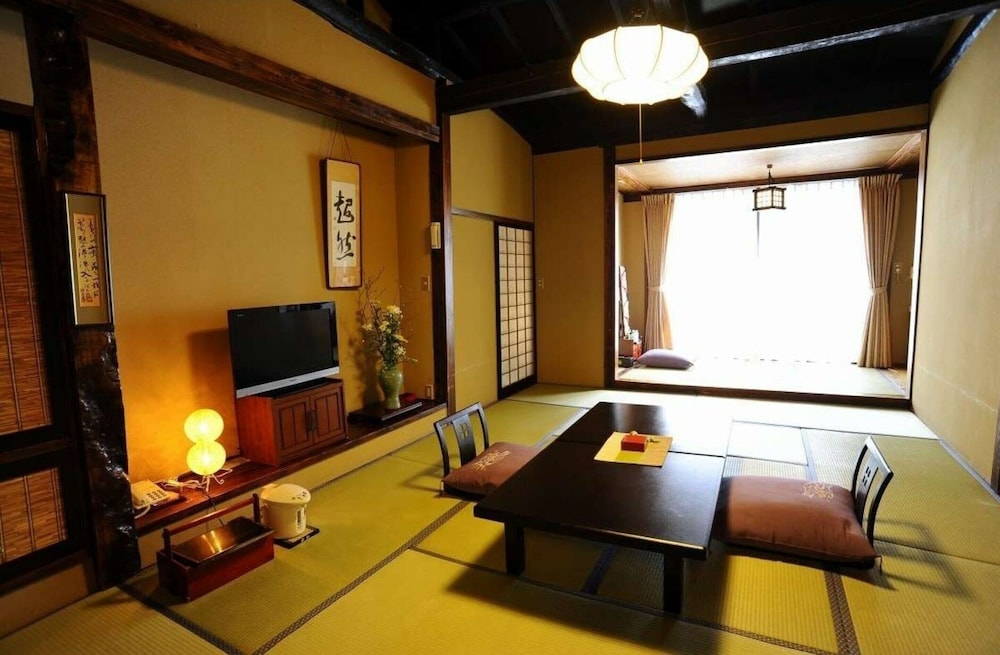 Main Wing- Standard Japanese Room (Bathroom with tub), 2 Futons, Non smoking/Smoking photo 2