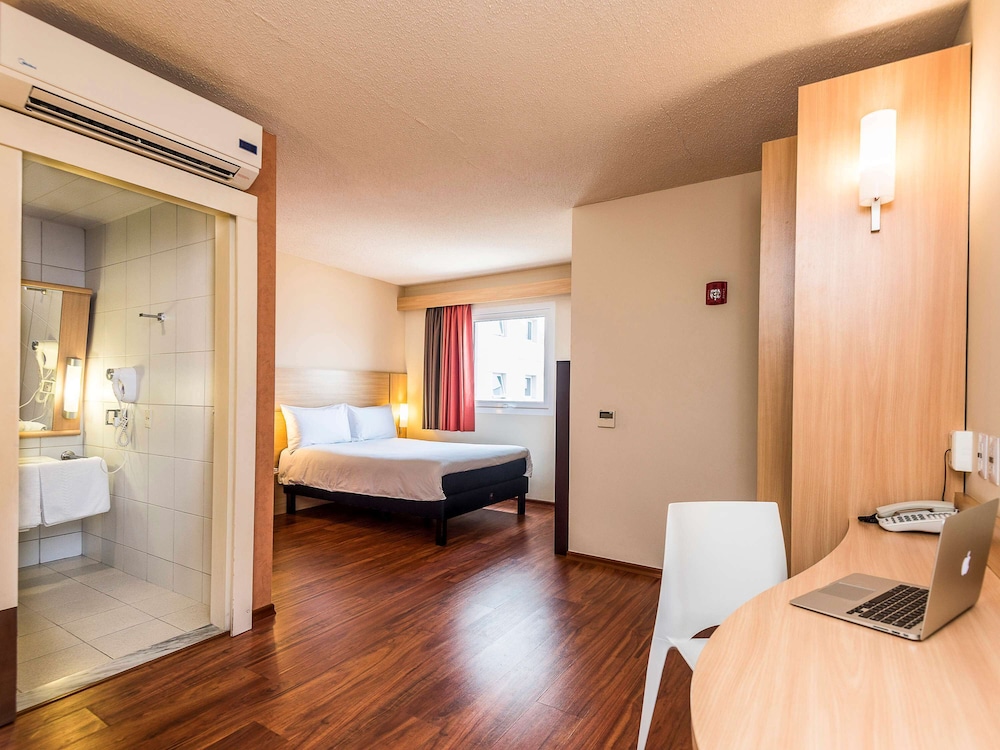 Standard Room, 1 Double Bed, Accessible photo 1