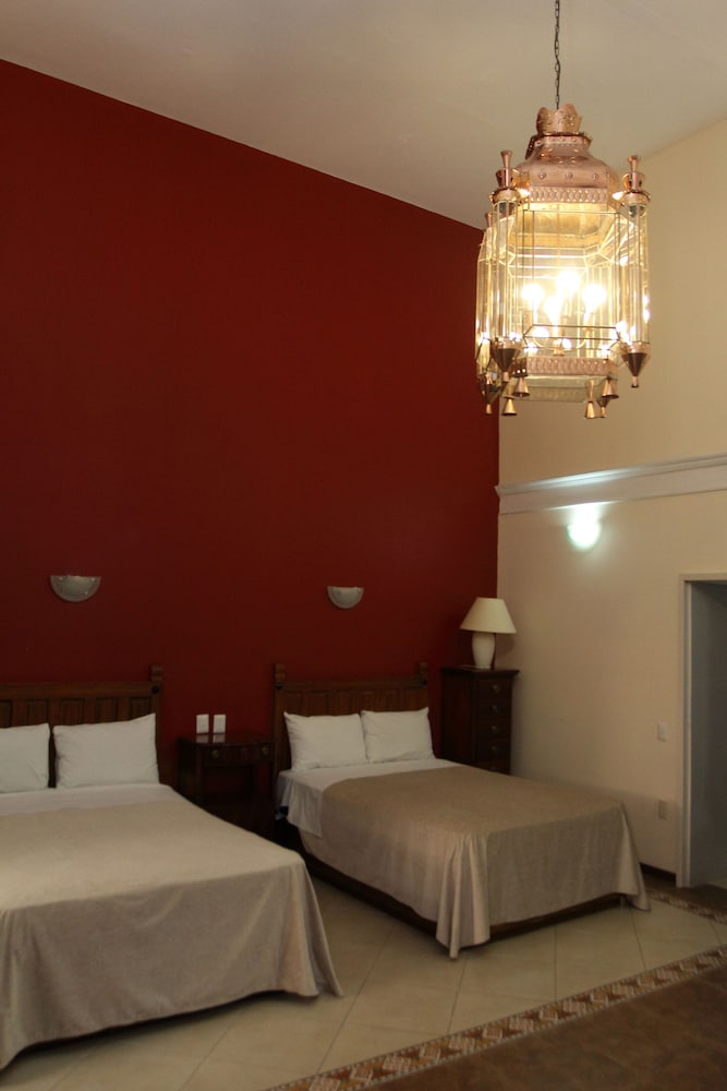 Standard Room - Photo 12