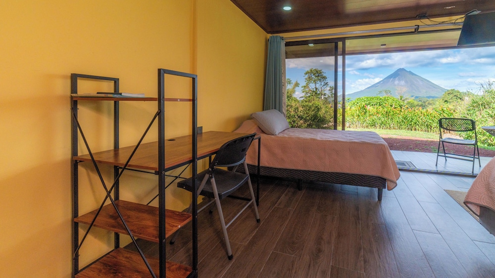 Superior Triple Room photo 3