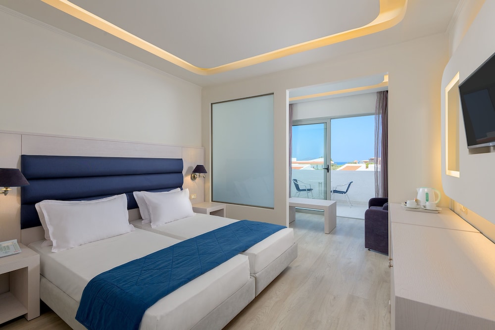 Superior Double or Twin Room - Photo 1