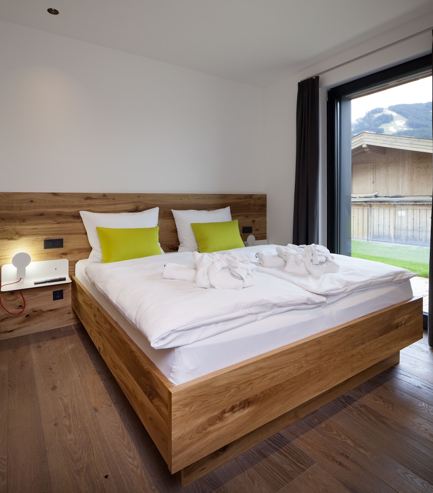 Junior Apartment (Cleaning Fee 69€ on top of rate)