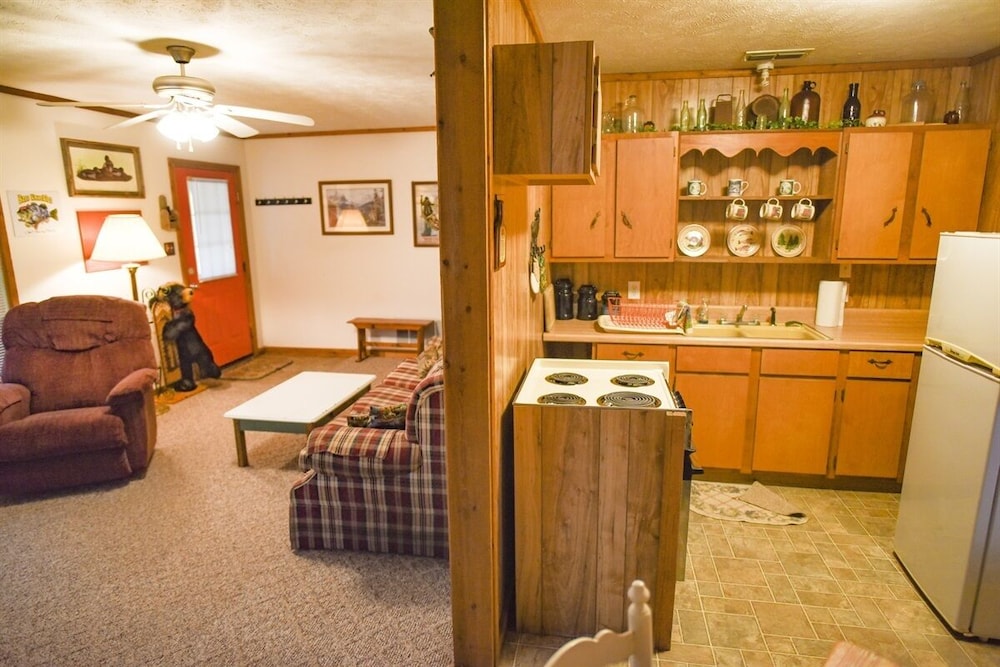 Standard Cottage, 2 Bedrooms, Non Smoking (Pappy's Shack) photo 2