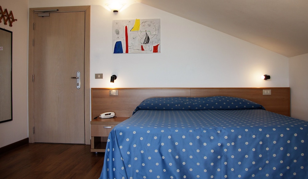 Double Room (Penthouse) photo 1