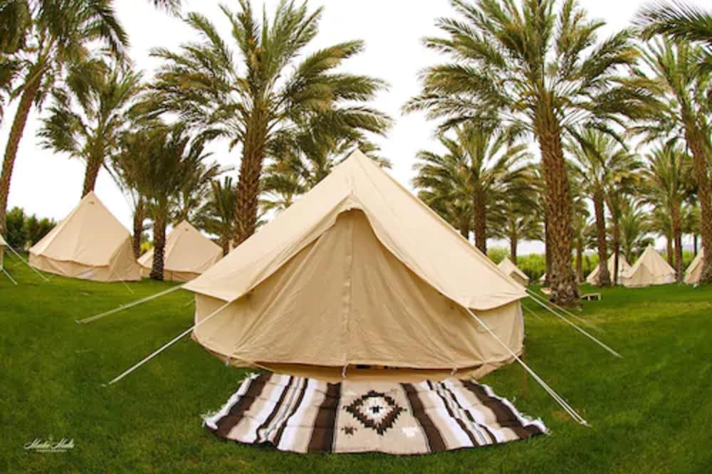 Signature Bell Tent, Unfurnished, No Bed photo 3