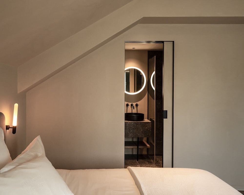 Standard Double Room, 1 King Bed photo 2