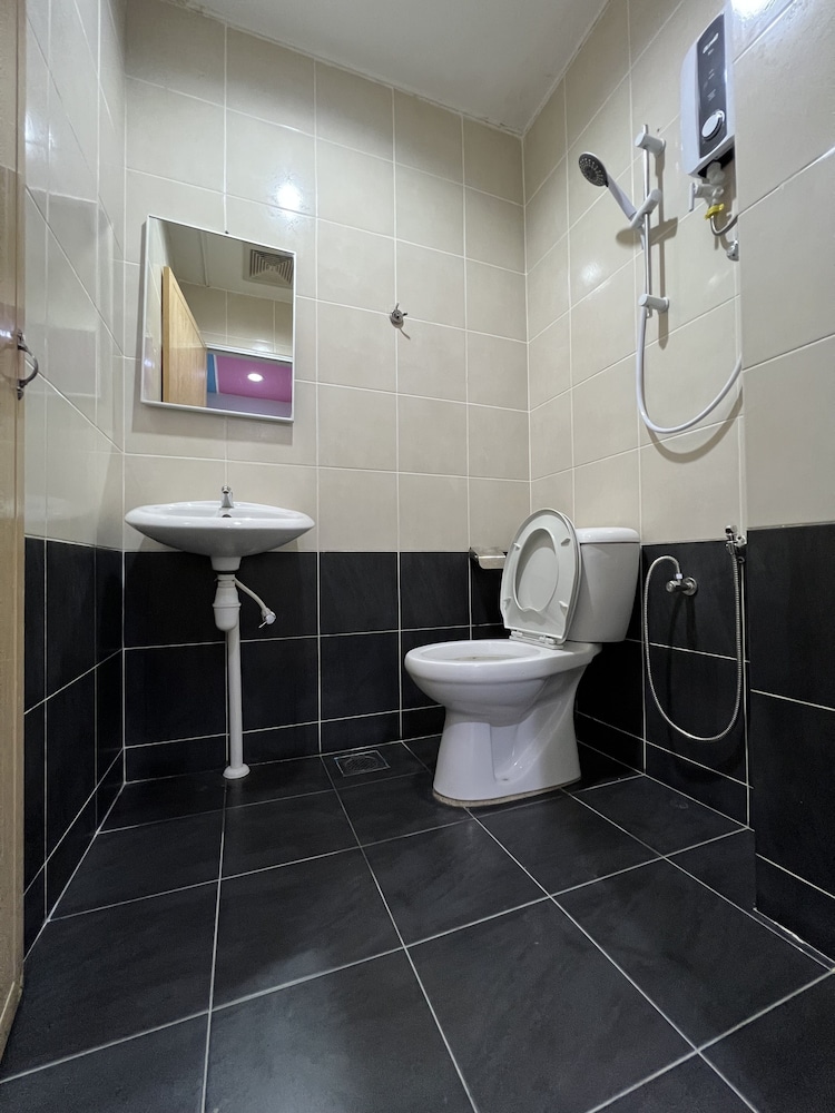 Deluxe Double Room, Non Smoking, City View - Photo 6