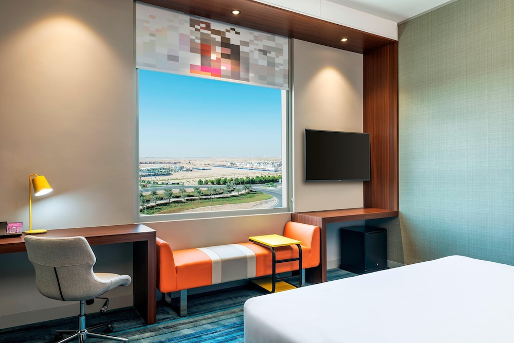 Room, 2 Twin Beds (Free bus to Expo Metro & DWC Airport) photo 3