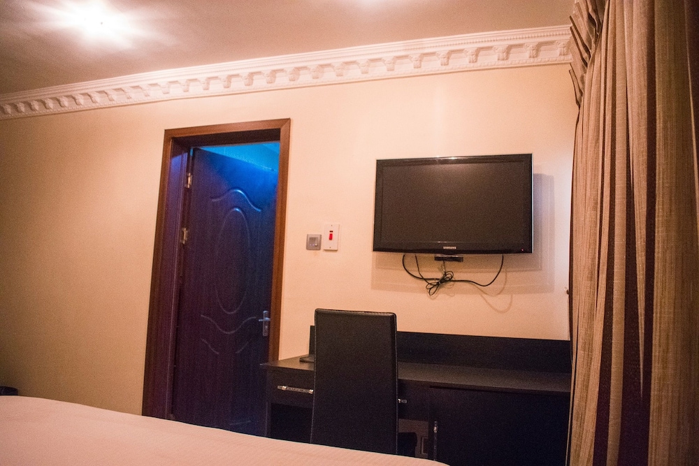 Premium Suite
