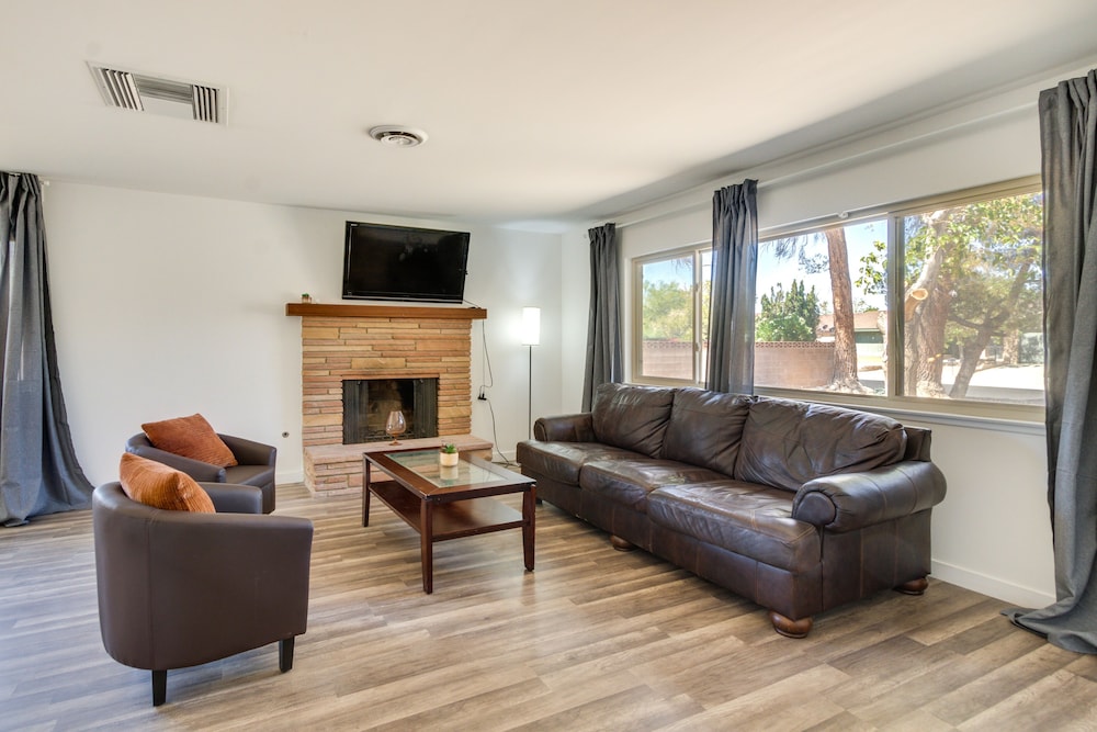 House (4 Bedrooms) photo 1