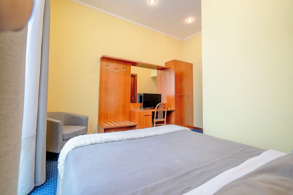 Comfort Double Room, City View