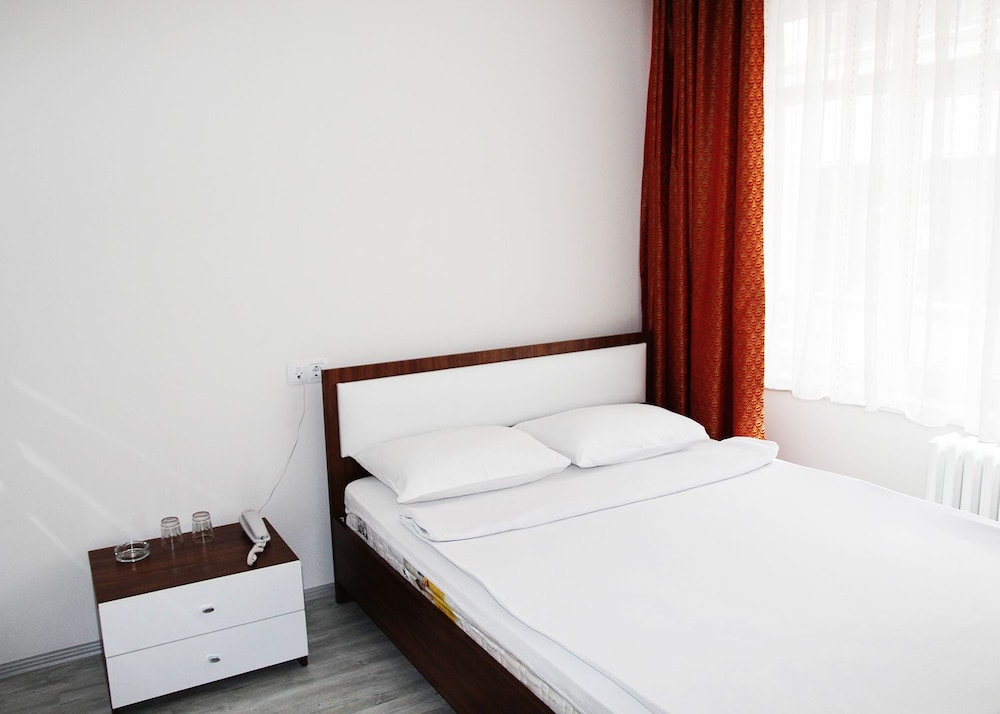 Standard Single Room photo 2