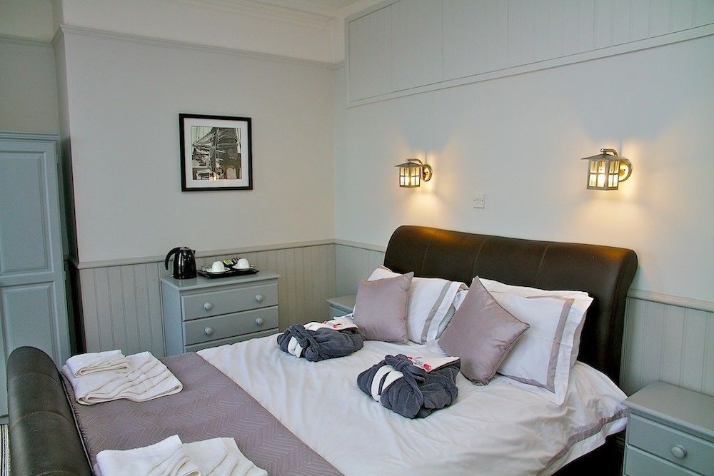 Double Room, 1 King Bed photo 1