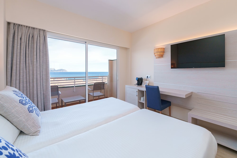 Double Room, Balcony, Sea View - Photo 1