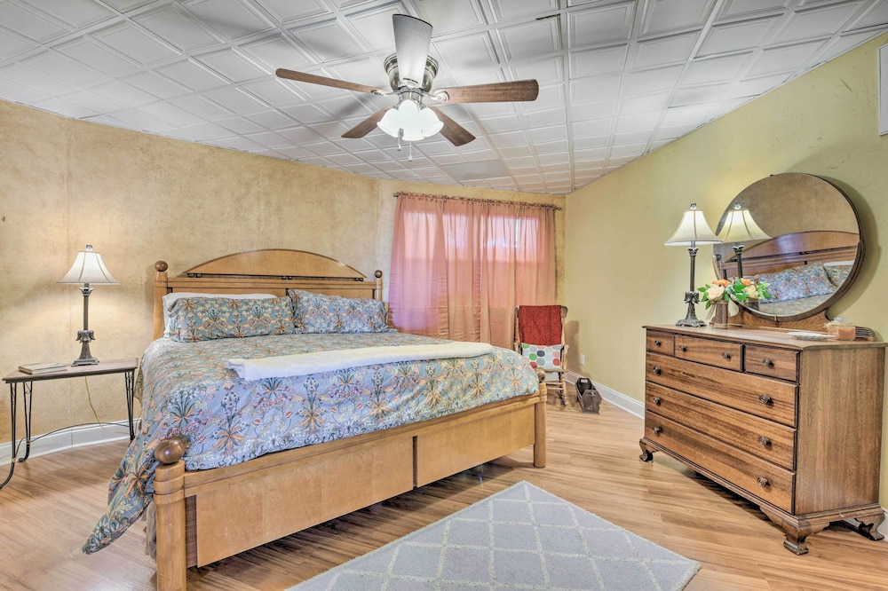 House (4 Bedrooms) photo 2