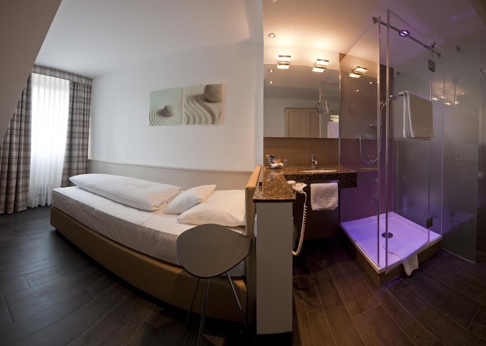 Single Room photo 1