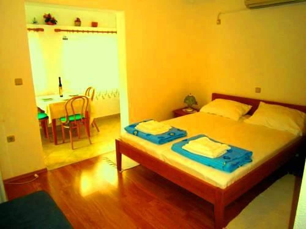 Studio Apartment Sea View 2 Plus 1 photo 1