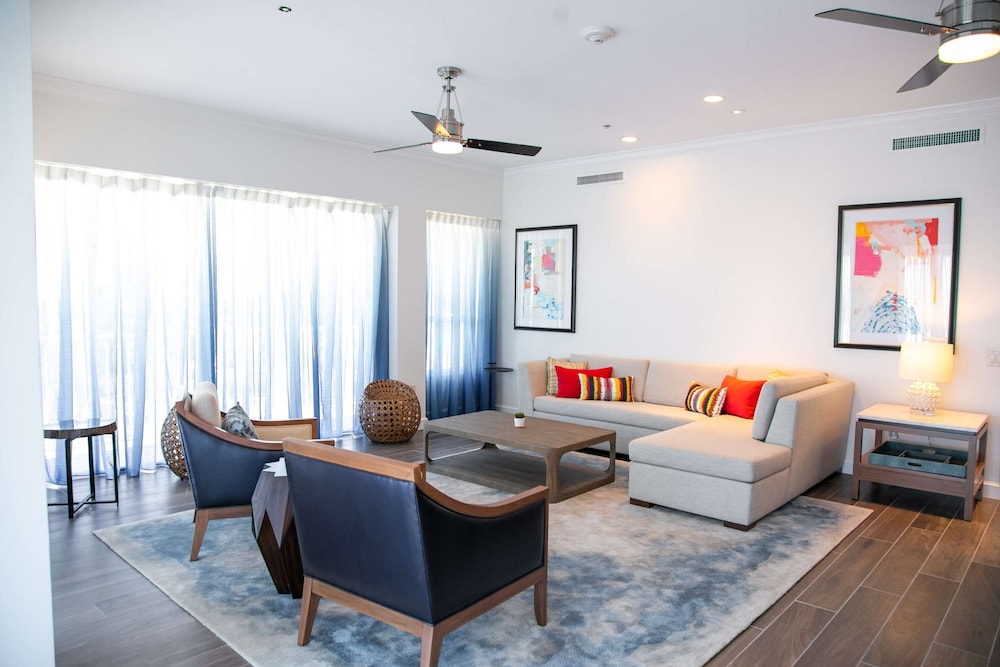 Admiral's Suite - Photo 7