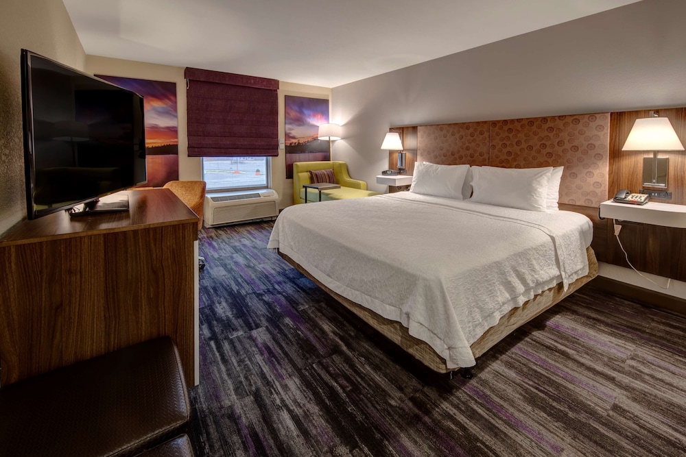 Room, 1 King Bed, Non Smoking - Photo 1