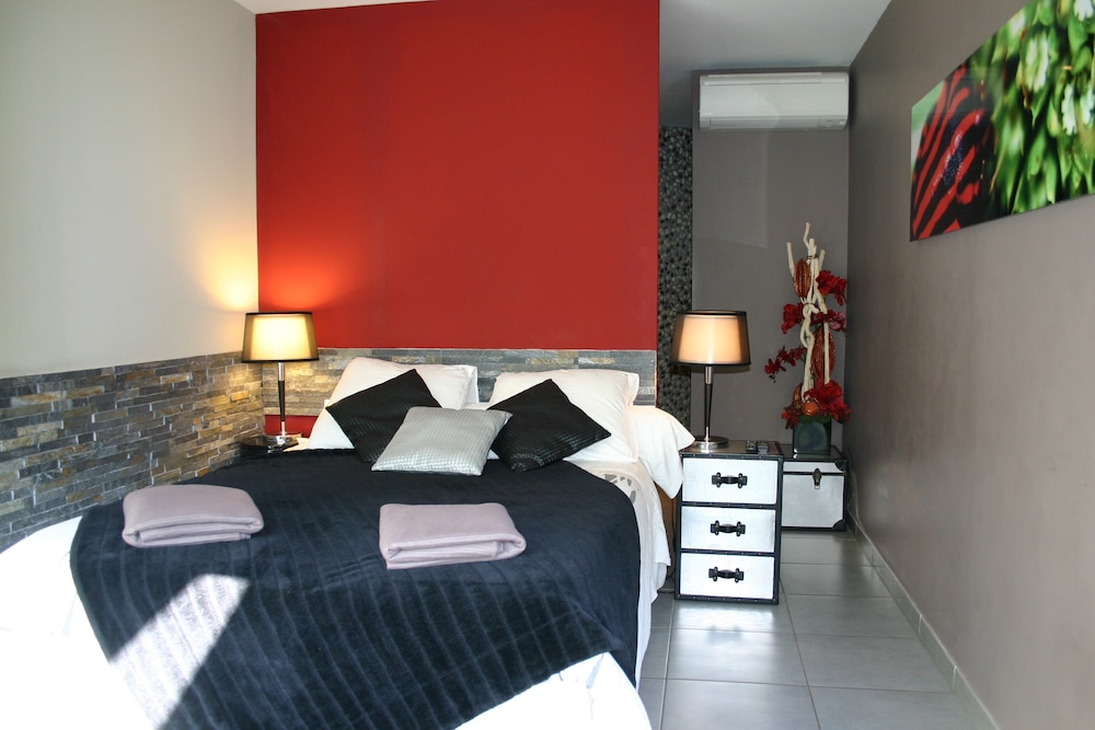 Classic Double Room (Maquis)