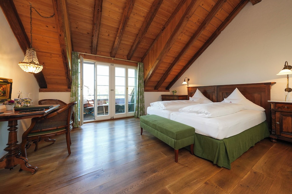 Comfort Double Room, Balcony, Courtyard View