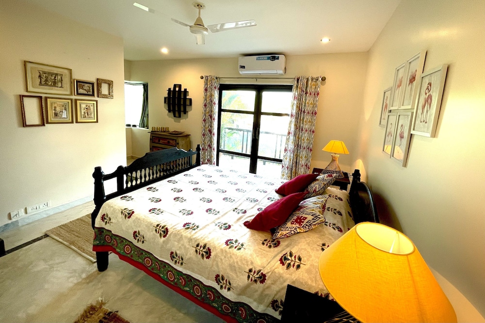 Luxury Villa photo 3