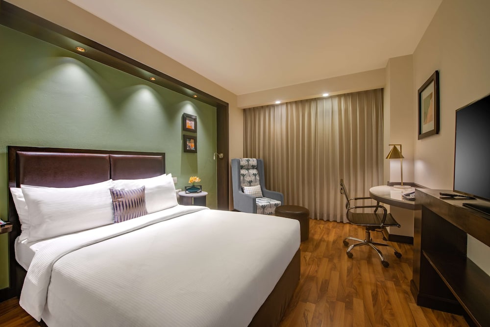 Room, 1 Queen Bed - Photo 6