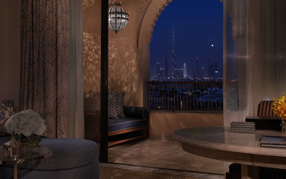 Suite, 1 King Bed (Jumeirah Skyline) - Photo 4