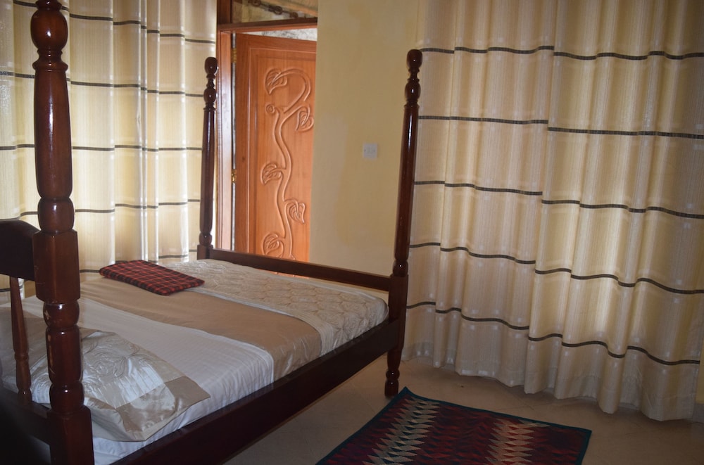 Deluxe Room, Lake View photo 1
