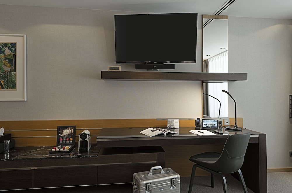 Premium Room - Photo 4
