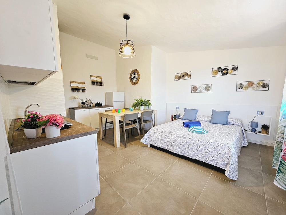 Panoramic Studio, Kitchenette, Sea View photo 1