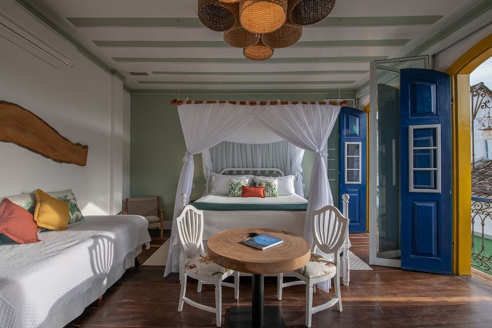 Suite, Balcony (Triple) photo 3