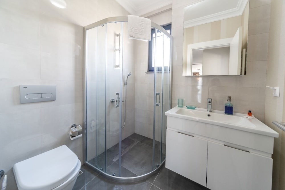 Classic Suite, 2 Bedrooms - Photo 5