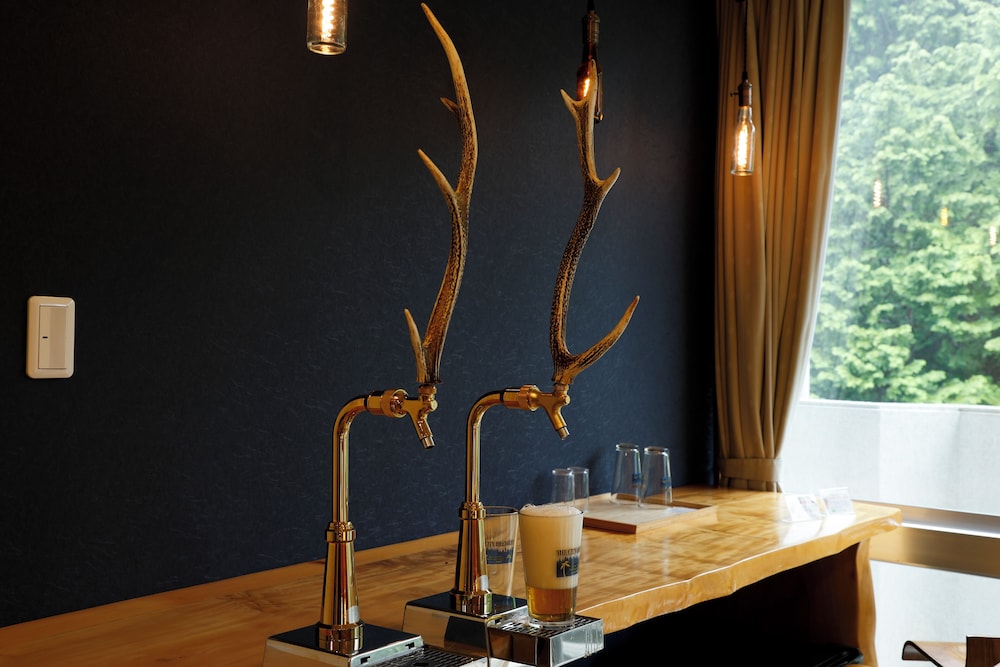 Deluxe Quadruple Room  Premium Japanese-Western Room with Beer and ReFa Amenities photo 2